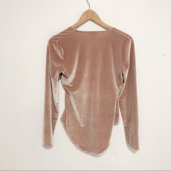Madewell wrap velvet long sleeve body suit size M - Picture 4 of 7